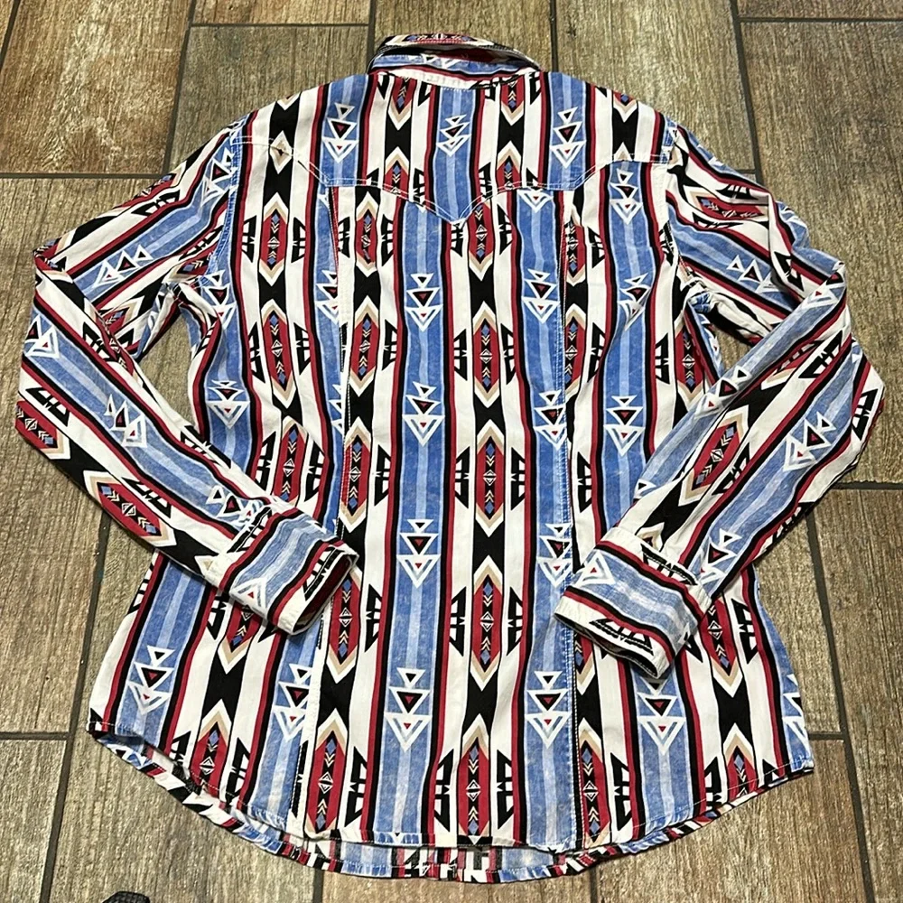 Rock & Roll Cowgirl Women’s Sz M Aztec‎ Print Pearl Snap Long Sleeve Shirt - Picture 3 of 12